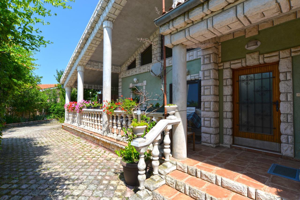 Apartments Predrag 498 Medulin Exterior photo